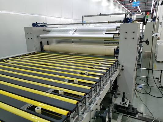 380V/50HZ เครื่องสับผ่าฟิล์มความดันด้วย 0-100m/min ความเร็วสูง Rewinding