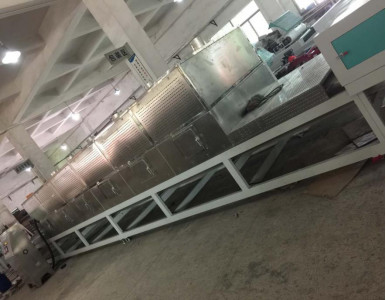 โหมดควบคุม PLC เครื่องแห้งไมโครเวฟระยะว่างสําหรับ 1-10T / h ความจุในความต้องการสูง