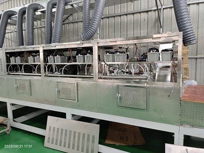 อุปกรณ์ซักแห้งด้วยคลื่นไมโครเวฟความจุ 1-10T/h ด้วยอัตราการลดน้ํา 95%