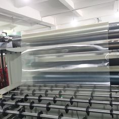 สายการเคลือบผิวด้วยรังสี UV LED แบบกะทัดรัดสำหรับการถ่ายโอนลายบนแผงไม้คอมโพสิตที่เป็นมิตรต่อสิ่งแวดล้อม