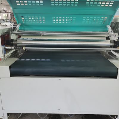 เครื่องเคลือบลูกกลิ้งคู่สำหรับการตกแต่งพื้นผิวแผงเฟอร์นิเจอร์ ระบบการพ่นสีเงาสูง