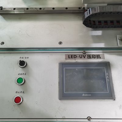 สายการผลิต UV Coating Uv Embossing โดย UV Glue สําหรับแผ่นกระจกอะคริลิก