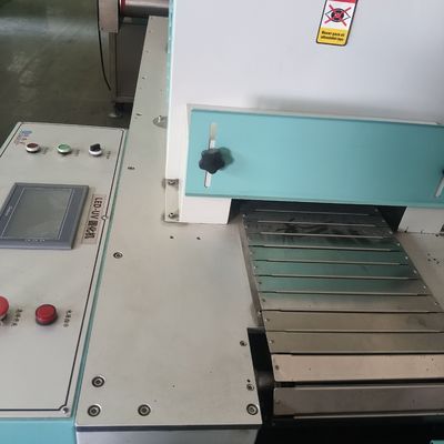 เครื่องบํารุง UV LED ประเภทอุตสาหกรรม สําหรับการแห้งและบํารุงความแข็งอย่างรวดเร็วของผิวเคลือบที่ใช้สารละลาย สีและยาแน่น