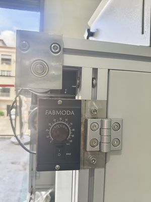 ประสบความเร็ว การรักษา UV เครื่องรักษาด้วยระบบส่งมอเตอร์ 1HP Desheng ของเรา ความเร็ว 5-20m / นาที