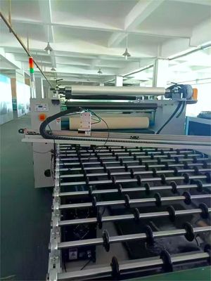 UV Embossing และเครื่องเคลือบโอนกุญแจสําหรับการพิมพ์สดใส