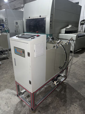 เครื่องเคลือบ R&D 2 สถานที่ สําหรับการทดสอบหลายพื้นฐาน แพลตฟอร์มยืดหยุ่นสําหรับพลาสป์และอื่นๆ