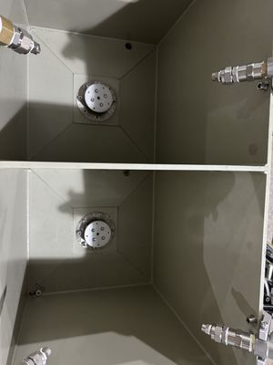 เครื่องเคลือบสปินห้องปฏิบัติการขนาดเล็กสองสถานีสําหรับการพัฒนาต้นแบบปลอมปลอม