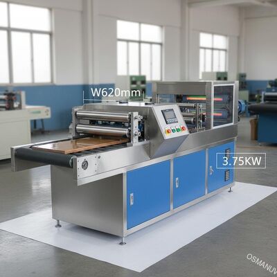 W620mm 3.75KW อุปกรณ์เคลือบลูกกลิ้ง / เครื่องเคลือบ Uv สำหรับไม้