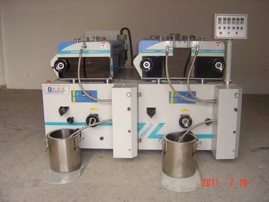 เครื่องเคลือบความแม่นยำเต็มความหนา ISO9001 3 มม. คอมพิวเตอร์สีขาว