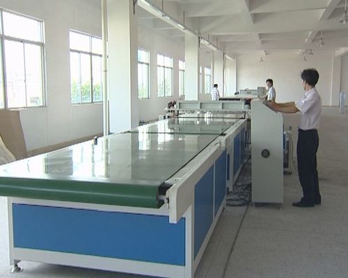 เครื่องเคลือบม่าน ความกว้างกระดาษสุทธิ เยี่ยมชมโรงงาน