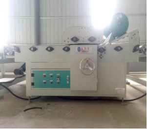 Spot Roller Uv Coater สำหรับเครื่องพิมพ์ดิจิตอล / เครื่องกำจัดฝุ่น 5m / Min L650mm