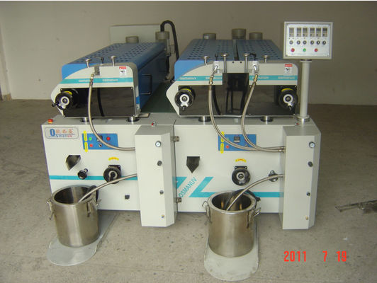 เครื่องเคลือบม้วน Uv แบบออฟไลน์ 10KW 2m / นาทีพร้อมสายพานลำเลียง