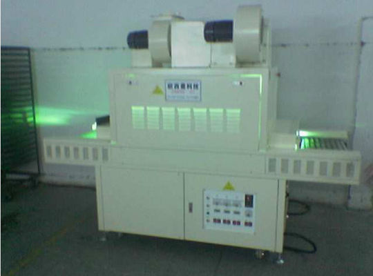 เครื่องบ่ม UV แบบปรับความสูงได้ 3 เมตร / นาทีความกว้างของตาข่ายลำเลียง 480 มม