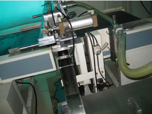 50m / Min 920mm ความกว้าง UV Curtain Coater สำหรับวัสดุรองเท้าฟองน้ำ EVA PE