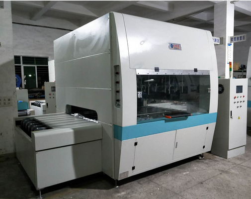 ระบบควบคุม PLC / HMI เครื่องเคลือบสเปรย์สําหรับปืนสเปรย์มือ 0-1000 มม ความกว้างสเปรย์