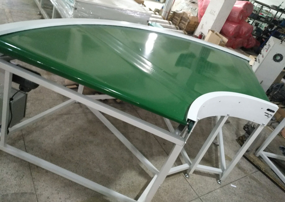 200kg ความจุสูงสุด เครื่องขนย้ายเข็มขัดความเร็วสูง สําหรับระบบขนย้ายต่อเนื่อง