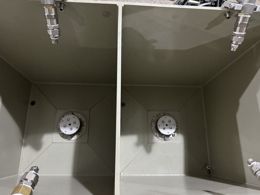 เครื่องเคลือบ R&D 2 สถานที่ สําหรับการทดสอบหลายพื้นฐาน แพลตฟอร์มยืดหยุ่นสําหรับพลาสป์และอื่นๆ